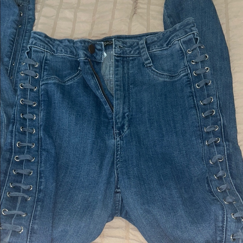 FashionNova Blue skinny Jeans